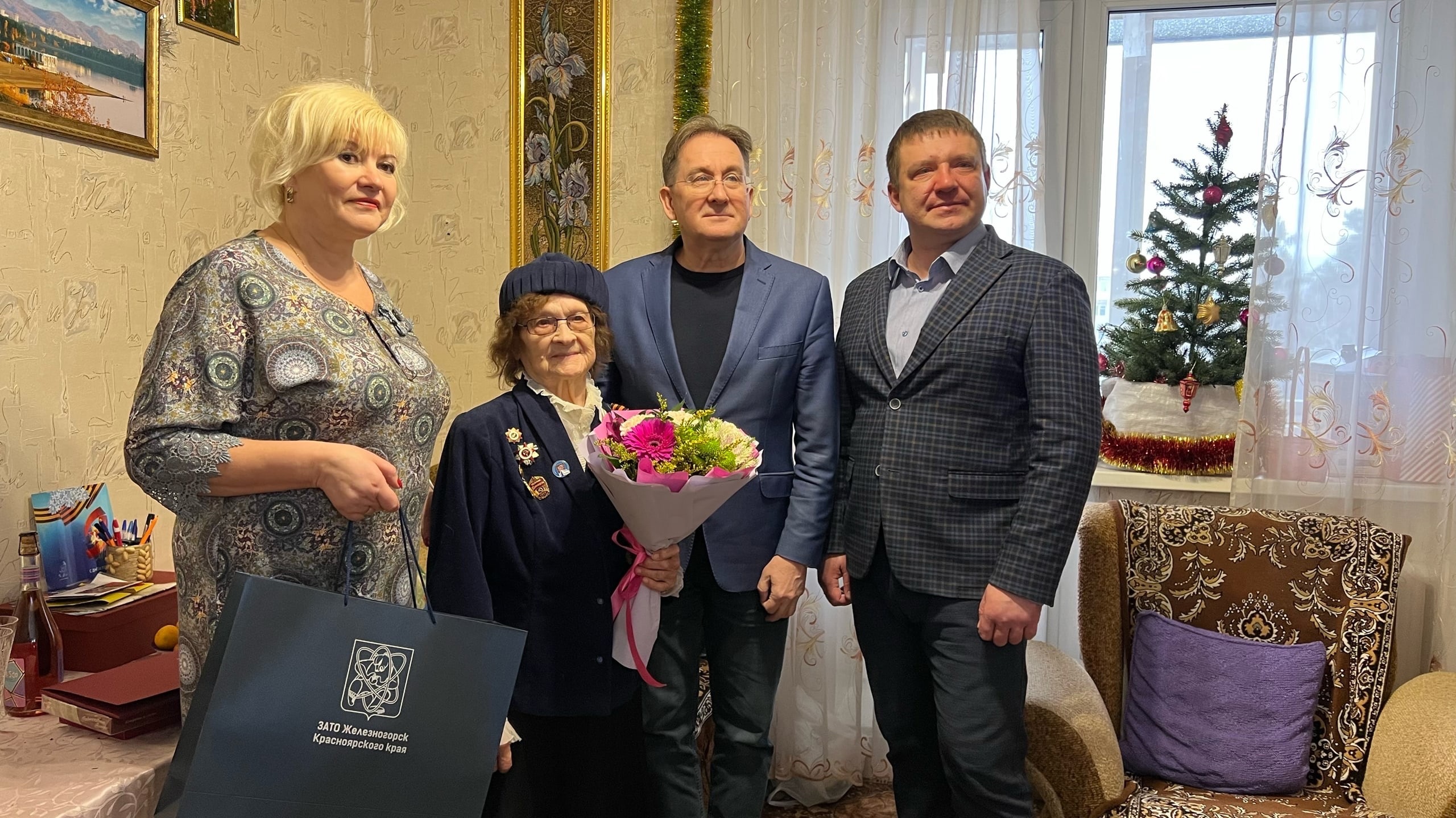 В Железногорске ветерану ВОВ Марии Михайловне Бондарук исполнилось 102 года