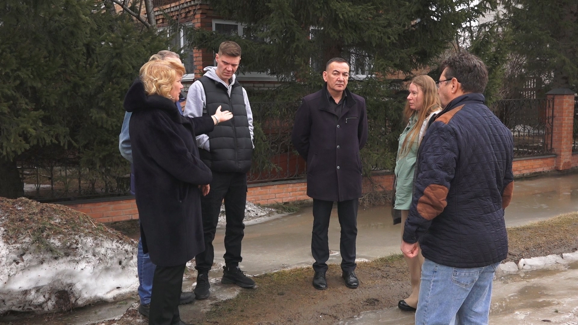 «Весна на 9-м квартале» - жители обратились к депутату Ощепкову Анатолию из-за подтопления домов