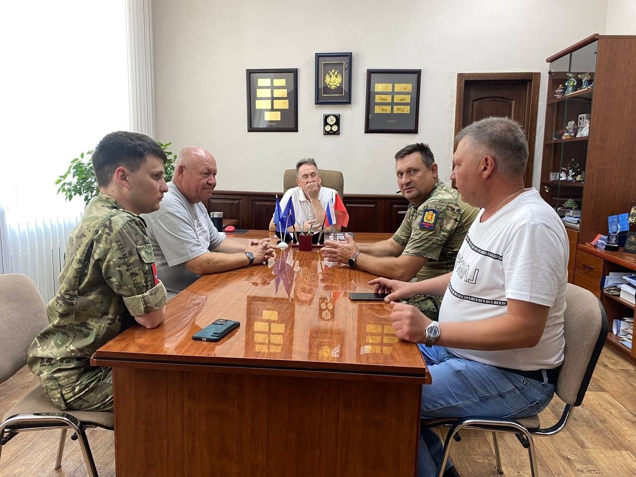 В Железногорске с рабочим визитом побывали представители Союза ветеранов специальной военной операции 