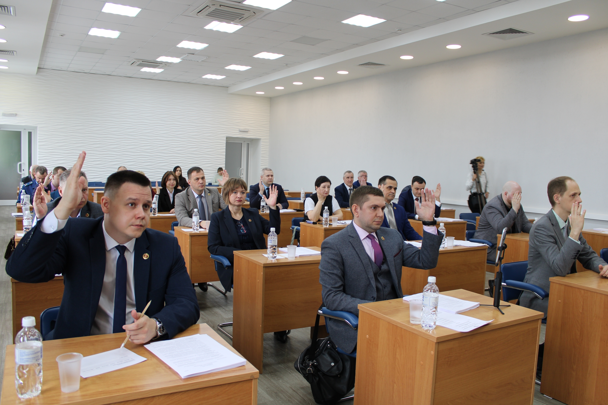 Сегодня в большом зале администрации прошло заседание 7-й сессии Совета депутатов ЗАТО Железногорск